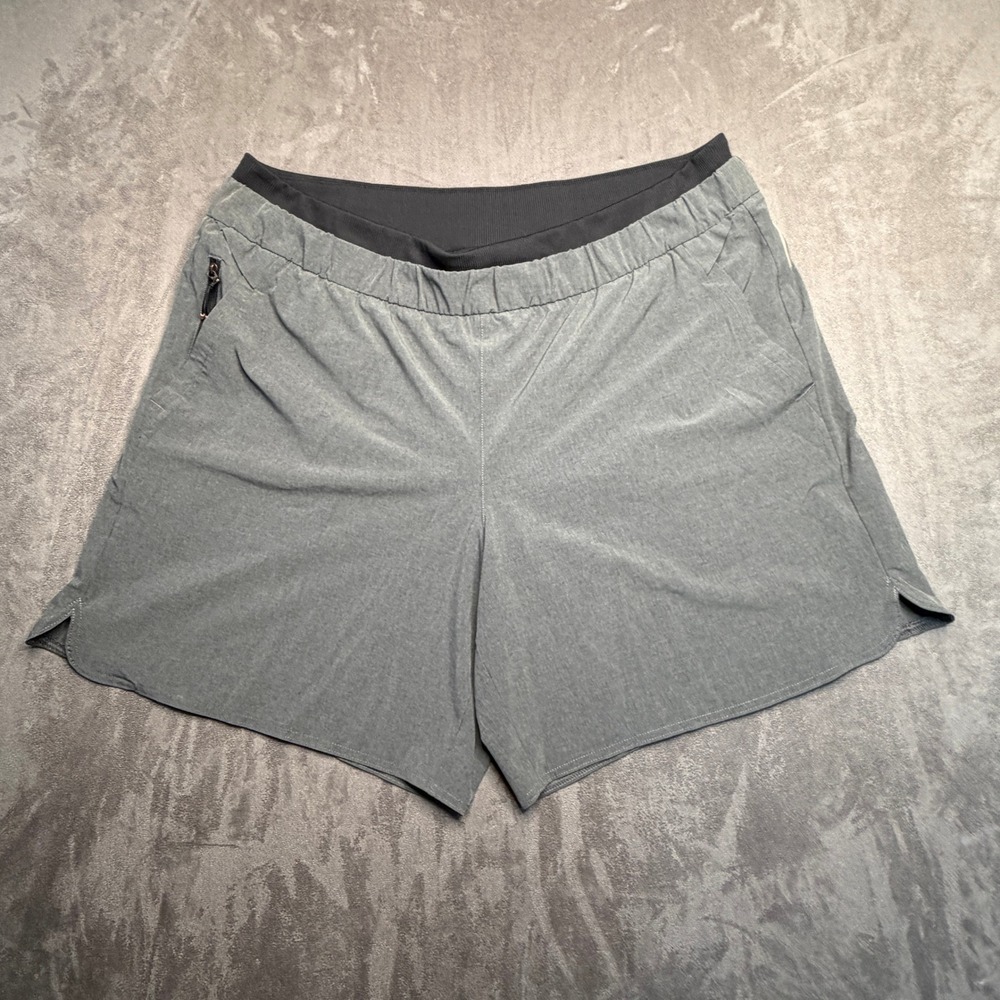 REI Co-op Active Shorts Women XL Gray Heather Hiking Athletic Zip Pocket‎ 7"